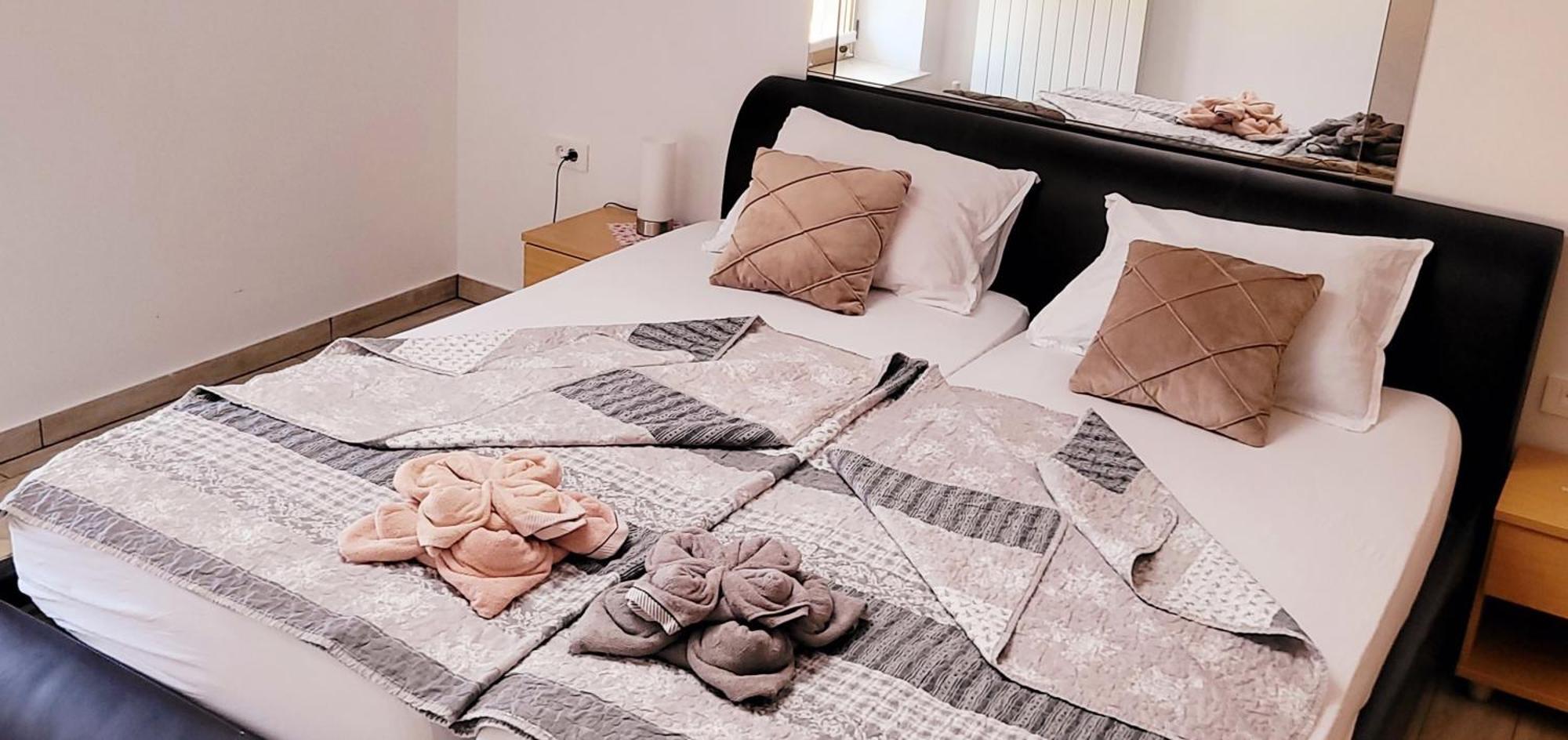 Apartmaji Soncek 이졸라 외부 사진